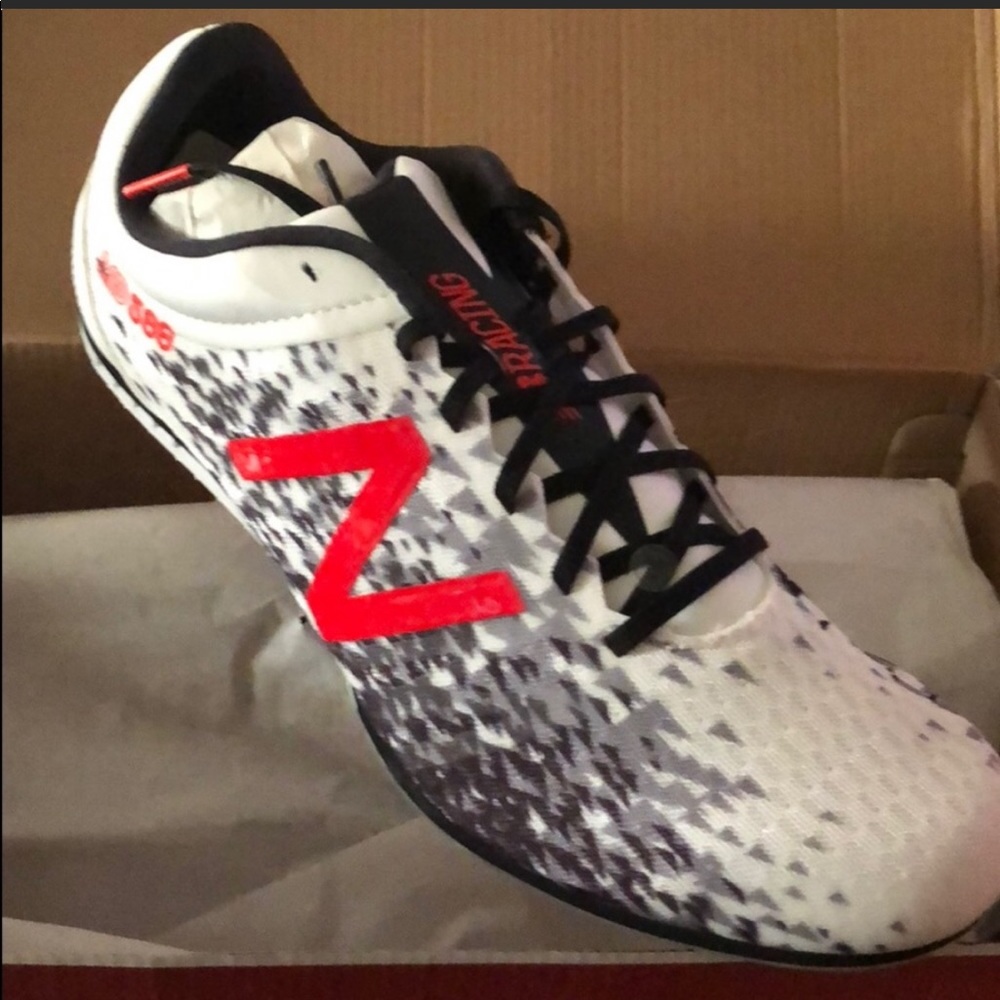 new balance track spikes